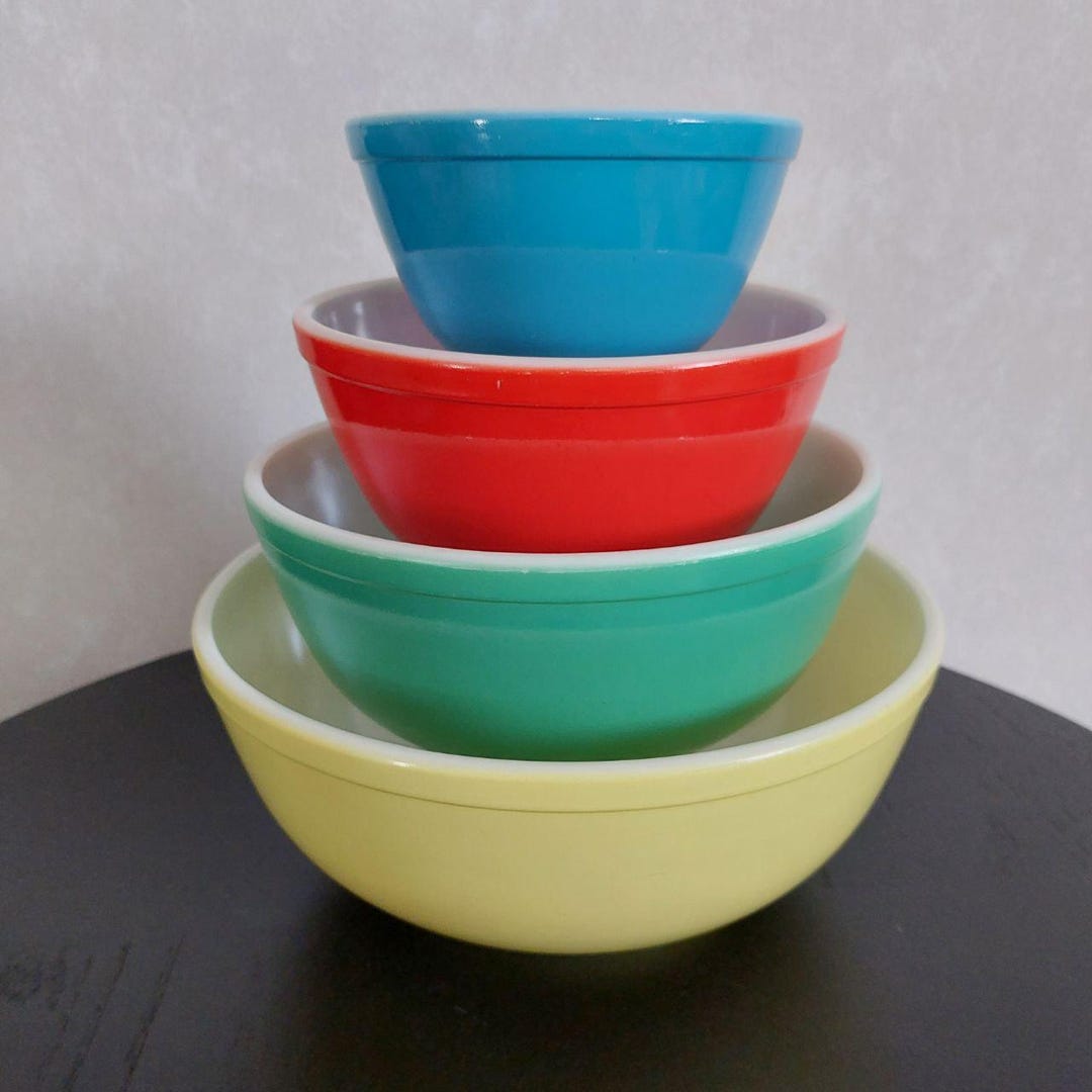 Pyrex Primary Colors Mixing Bowl Set of 4, 1940s Version Primary Pyrex ...