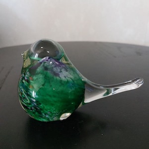 ヴィンテージ フィンランドのオイバ・トイッカ デザイン によるガラスの鳥の置物 北欧アートガラス/ビンテージガラス/Oiva Toikka/オイバ