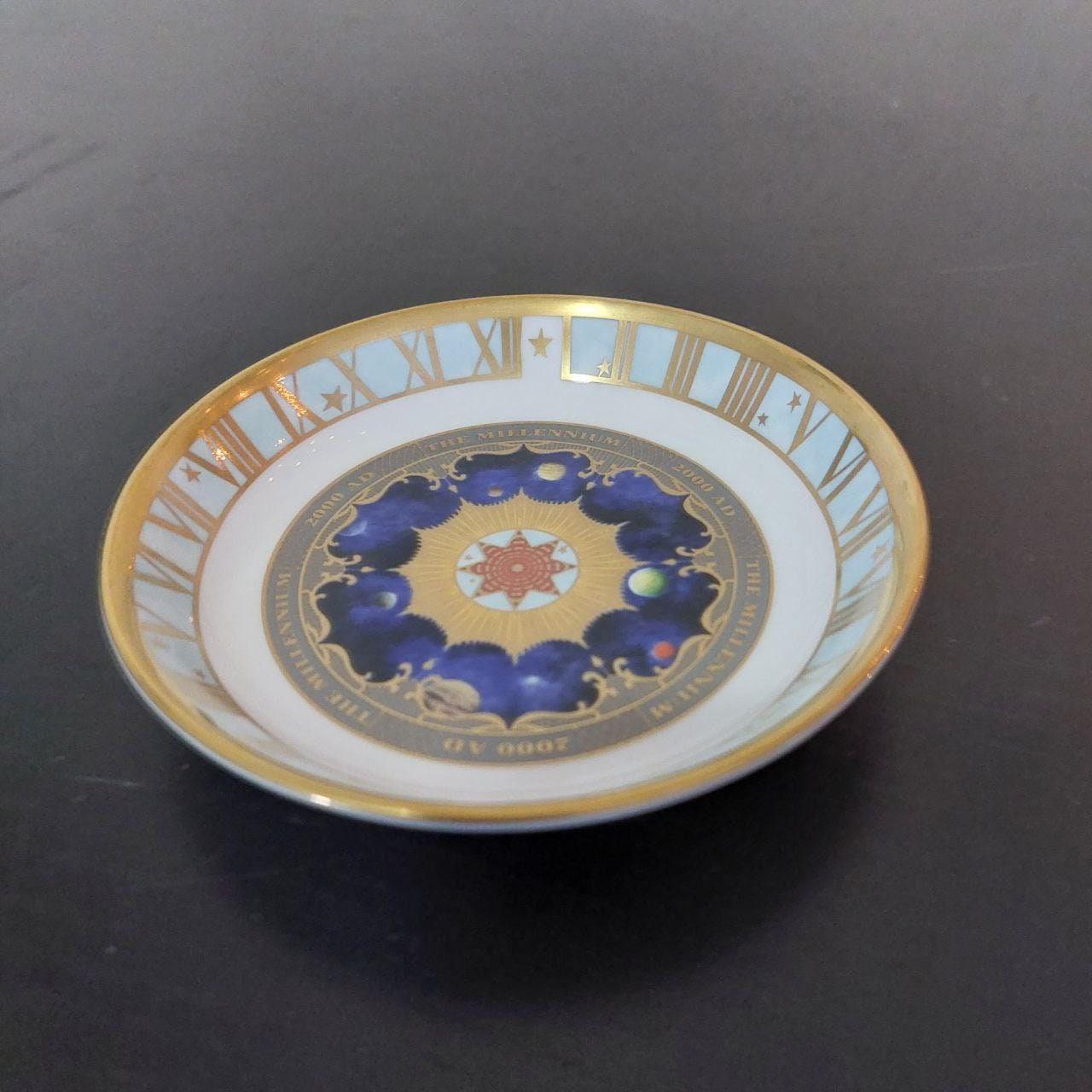 ロイヤルウースター 2000年限定版　ミレニアムプレート ロイヤルウースター 2000年限定版 ミレニアムプレート Royal