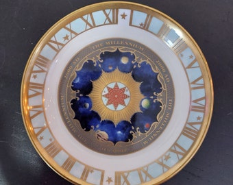 Royal Worcester Millennium 2000 AD Commemorative Plate Bone China