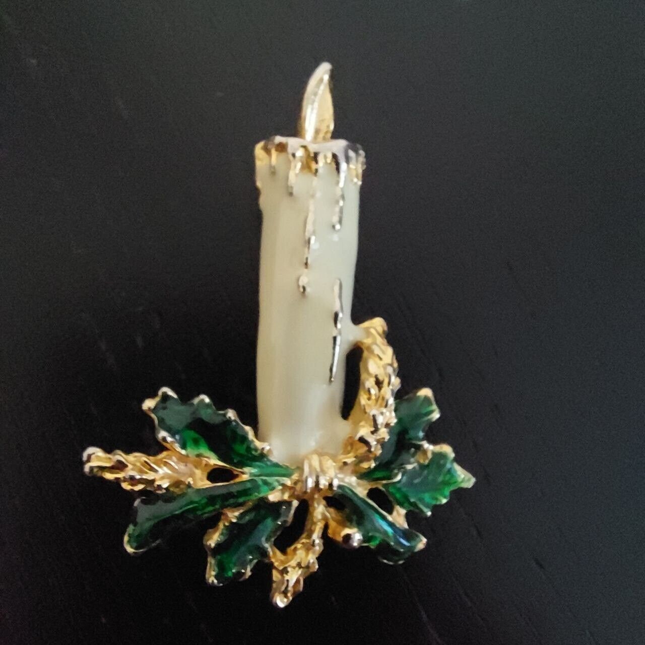 Broche Vintage Cameo Bougie De Noël - Résine - Plaqué Or - Sans Marque