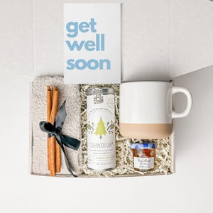 Un cadeau de rétablissement avec une carte personnalisée | Ensemble de soins Warm + Cosy pour elle | Paquet de soins Covid, cadeau contre la grippe, boîte d'automne, ami malade
