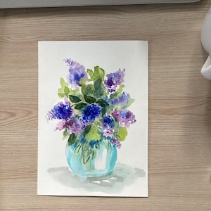 Peinture à l'aquarelle. Dessin à l'aquarelle. Une image lumineuse. Hortensia dans un vase. Lilas. taille 6/8 pouces.