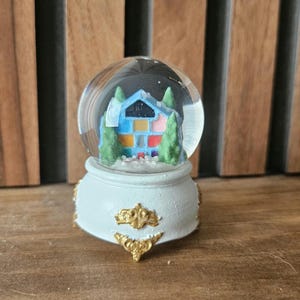 Snowglobe Taylor Lover house miniature | Fan Art Inspired | Birthday Gift