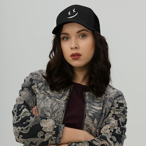 Trucker Cap - Smiley Face