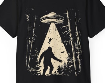 Bigfoot Alien Shirt, Funny Bigfoot T-Shirt, Yeti Shirt, Cool Shirt, Sasquatch Hiking Shirt, Ufo Shirt, Unisex Ultra Cotton Tee