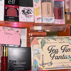 Mystery makeup bundle image 3