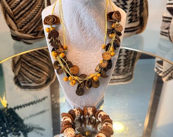 Handmade Colombian Necklace Bracelet Set: Boho Natural Orange Peel Jewelry