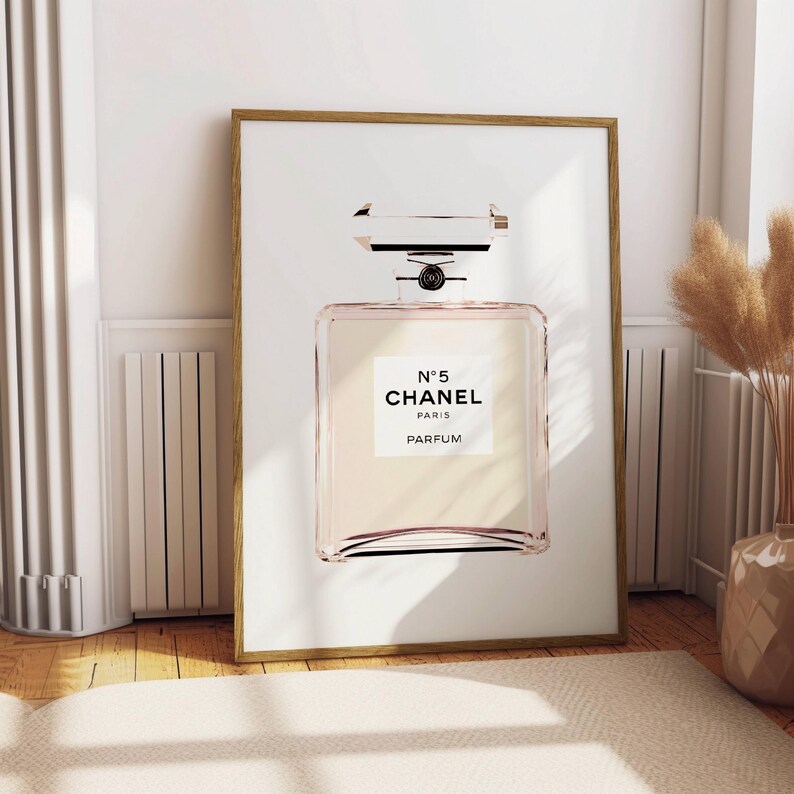 Luxury Fashion Print Designer Wall Art Vintage Prints Pink Wall Art