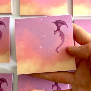 Estetyczne samoprzylepne notatki Cloudy Dragon - Pięknie zaprojektowane samoprzylepne notatki do biura, organizacji i prezentów papierniczych