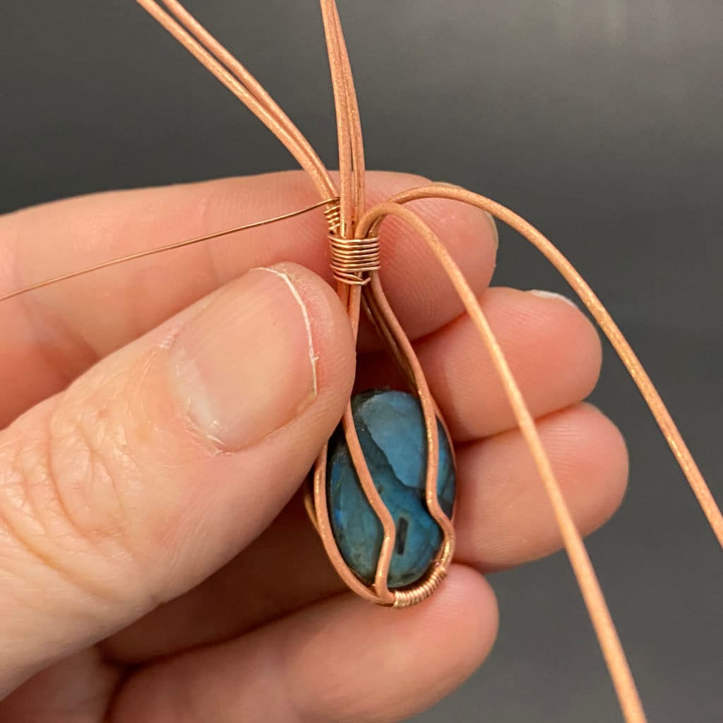 Wire Wrap Stone - How to Wire Wrap Stones Without Holes * Moms and Crafters