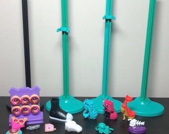 Collectable Monster High Dolls Assesories Shoes Stands Food Cheap Lot Gen 3 Gen 1