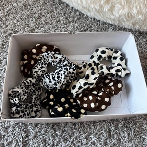 Polka Dot Scrunchies