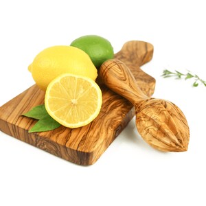 Presse-citron Manuel En Bois D'olivier Massif - Environ 15 Cm, Naturel, Durable Et Hygiénique