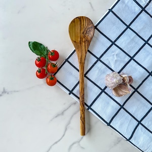 Cuchara de cocina de madera de olivo redonda, utensilio de cocina hecho a mano 30 cm