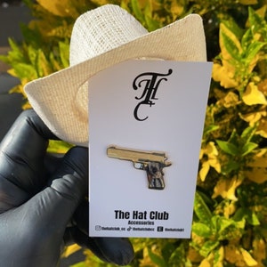 La 1911 Dorada Pin