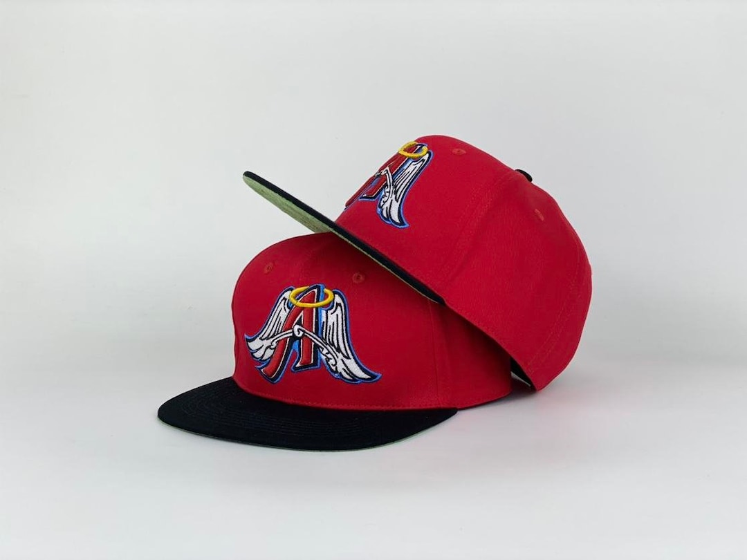 帽子 Girls Don't Cry CherryLA Angel Hat Cherry x GDC Angel Hat (White/Red) – CHERRY LA