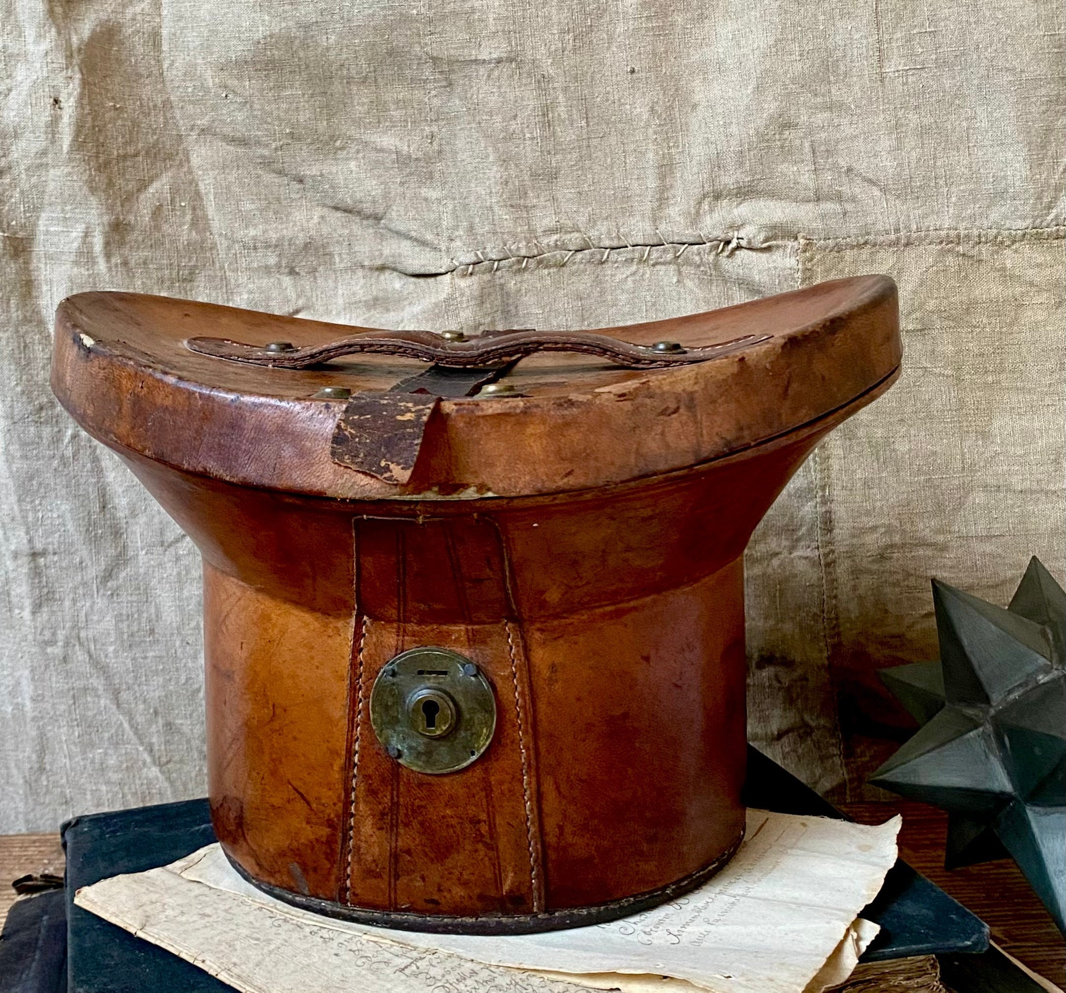 Antique Hat Box-French-Mens-Ladies-Travel-Train-Victorian-Leather-Old  .com
