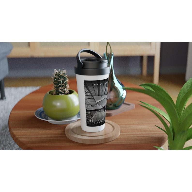 Newcastle United Travel Mug: St James Park Toon Army Design image 4