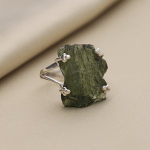 Authentic Moldavite Ring, Raw Gemstone Jewelry, 925 Sterling Silver, Handmade Ring for Girls, Jewelry For Women's