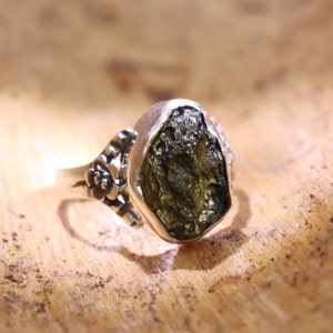 Moldavite natural gemstone 925 solid sterling silver handmade gift ring