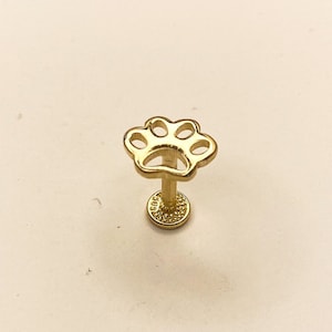 Piercing carino al trago della zampa, piercing alla zampa di gatto, orecchino animale, piercing al trago in oro massiccio 14K, piercing al daith, piercing all'orecchio a perno, piercing alla conchiglia