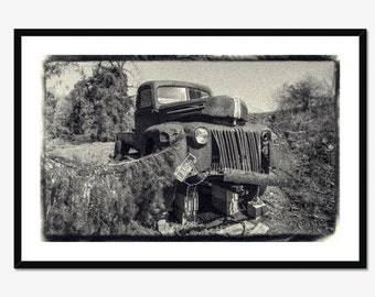 Impressions photographie d'art - vieux camion Ford noir et blanc graveleux, idéal pour la décoration intérieure, art mural