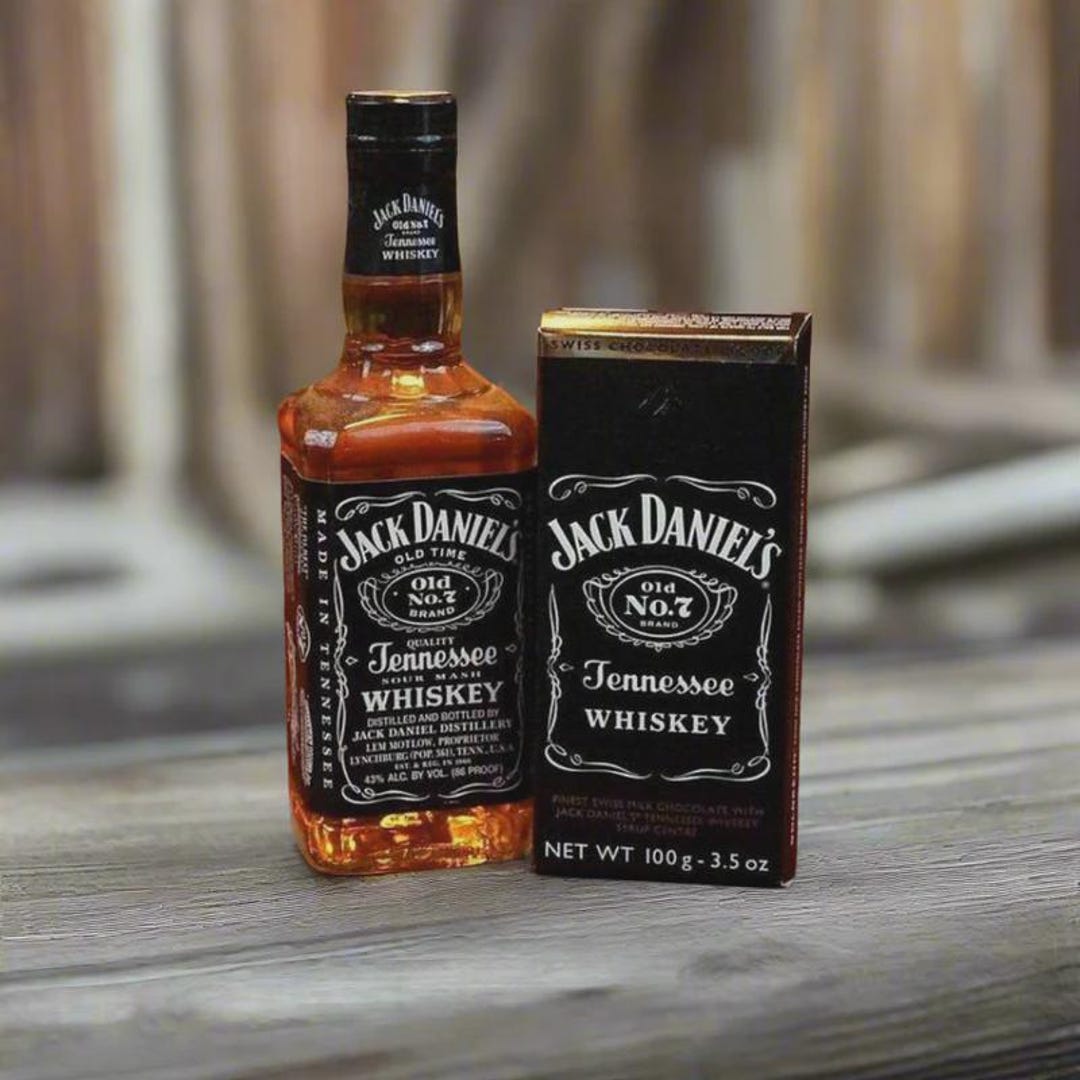 Jack Daniel's Tennessee Honey: Whiskey Lovers Discover What's Really Inside  This £25 Bottle, image size:1080x1080