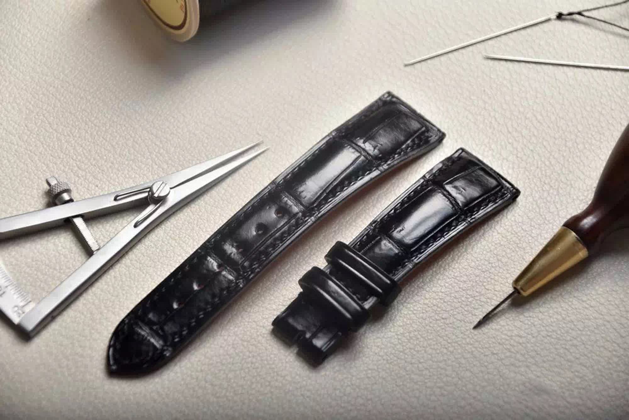 25 in 1, Set of 25 Sizes Leather Watch Straps Pattern, Watch