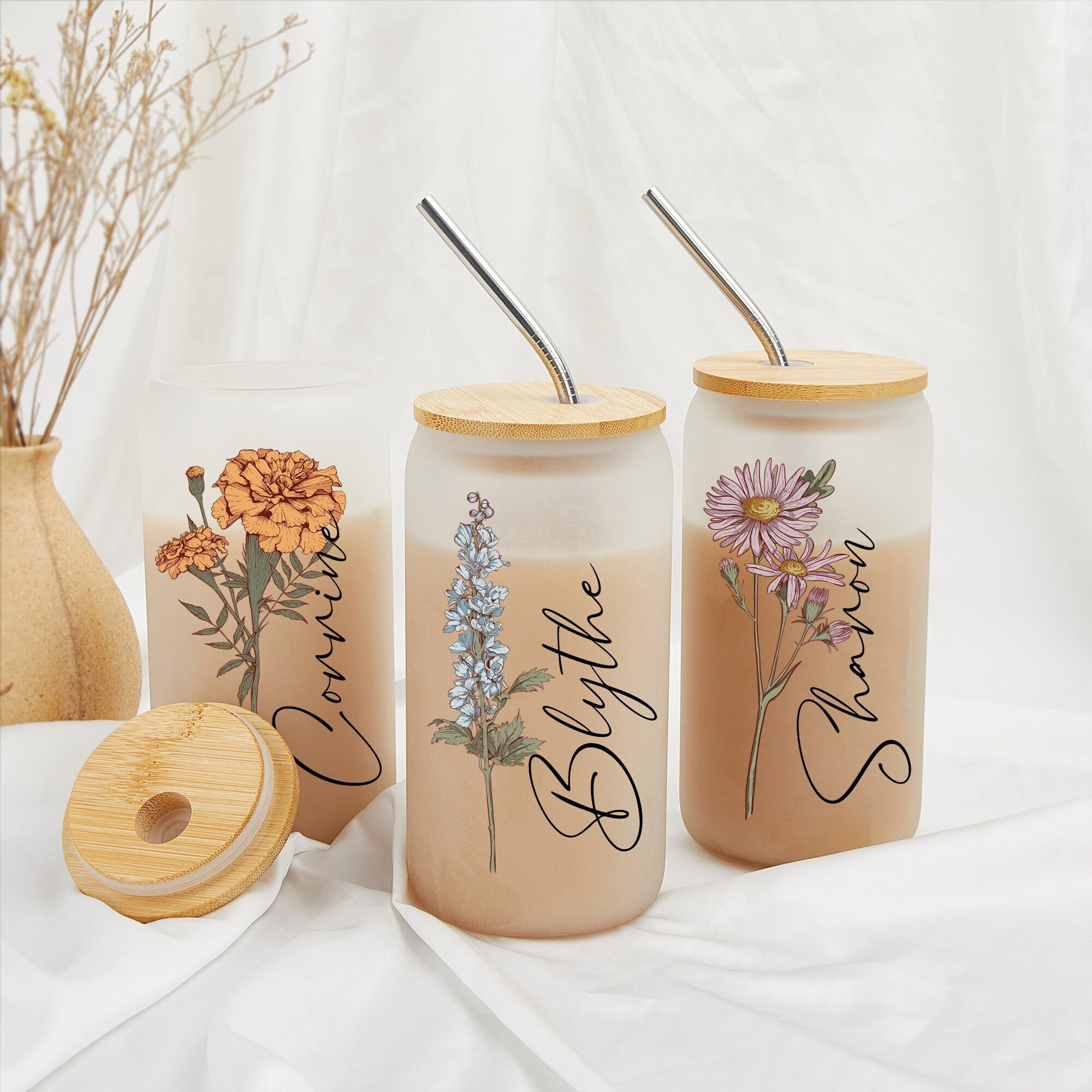 Personalized Name Glass Cup with Birth Flower, Custom Ice Coffee Bridesmaid  Gift for Her, Friend, Birthday, Bachelorette Party, Wedding Aesthetic Boho