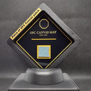 Gant UFC Dédicacé Conor McGregor – Authentifié Beckett – Encadré Personnalisé – Irlandais