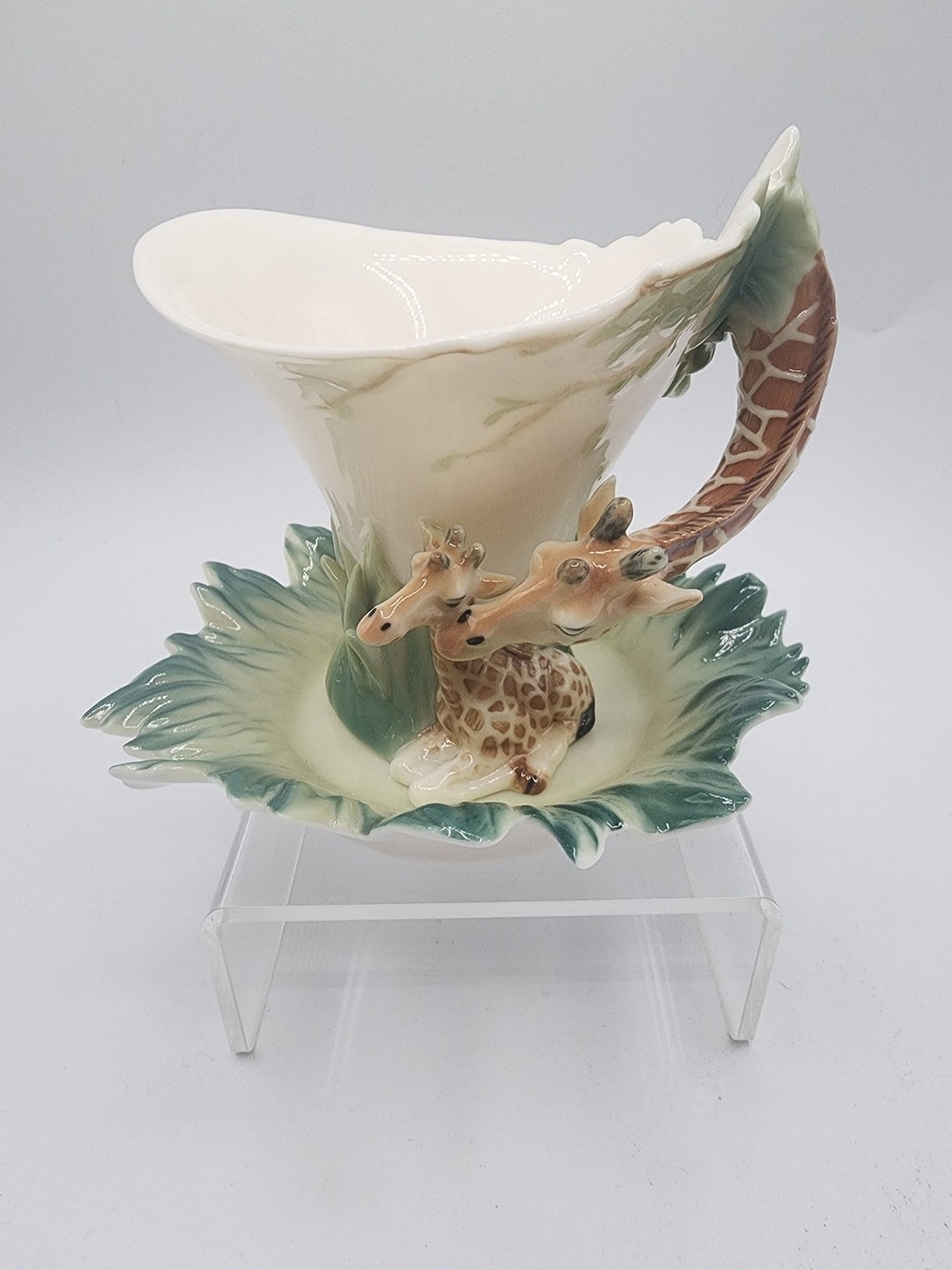 Franz Porcelain Giraffe Mother and Baby Cup and Saucer FZ00450 Fine