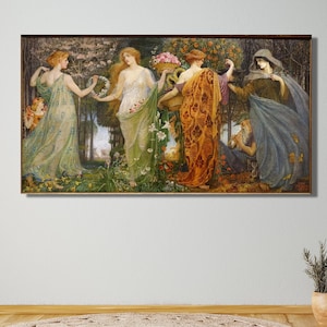 以下が含まれることがあります： 4人の女性が季節を表している絵画。春は緑色の服を着て、花輪を持っています。夏は黄色の服を着て、果物の入った籠を持っています。秋はオレンジ色の服を着て、葉の入った籠を持っています。冬は青色の服を着て、杖を持っています。