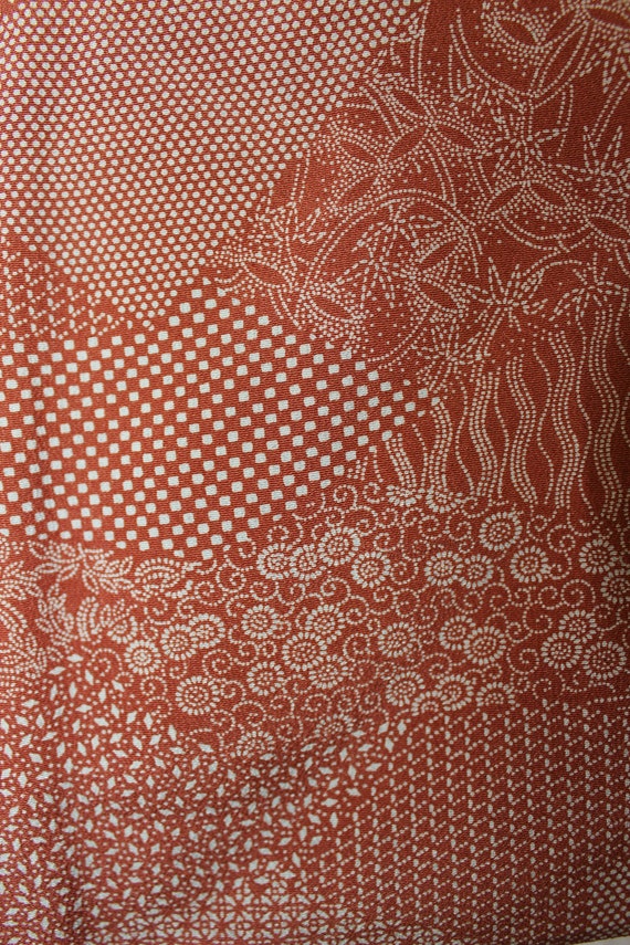 Silk Komon kimono with geometric designs. Dated J… - image 8