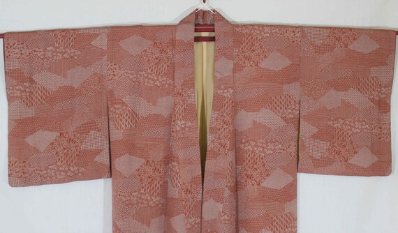 Silk Komon kimono with geometric designs. Dated J… - image 9