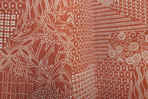 Silk Komon kimono with geometric designs. Dated J… - image 5