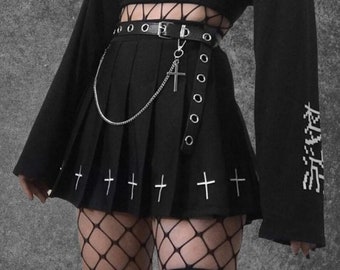 Mini jupe Goth plissée, jupe taille haute, jupe brodée, jupe croisée, vêtements Alt, mini jupe énervée, jupe au-dessus du genou