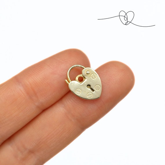 Vintage Petite Gold Heart Padlock Pendant Charm 9… - image 3