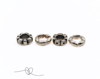 本物のスターリングシルバー PANDORA ブレスレット、チャーム 4 個付き