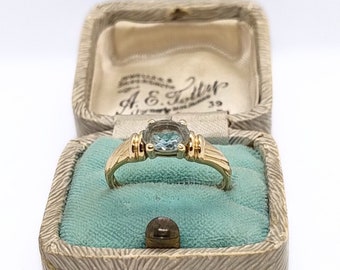 Vintage 9ct Gold and Blue Topaz ring - Gold 375 Ring UK Size M 1/2  - 9ct British  Gold Hallmarked 375 London 1959