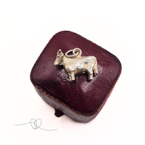 Silver Cow Charm Silver Cow pendant Vintage Sterling Silver Gift for her Birthday Gift Animal lover Gift Farm Animal