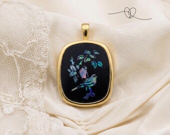 9ct Gold Small Onyx Pendant with Opal Inlay Birds, Delicate Bird Pendant, Black Onyx Necklace Charm, Nature Jewellery, Stamped 9K Gold