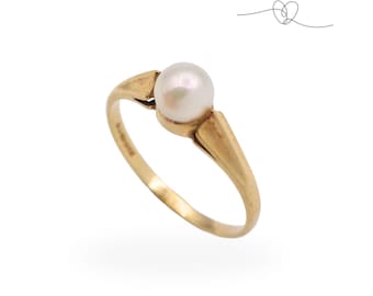 9ct Gold Cultured Pearl Ring, Dainty Pearl Solitaire Ring, Fully Hallmarked London 1988, UK N 1/2 US 7, Petite Vintage Piece