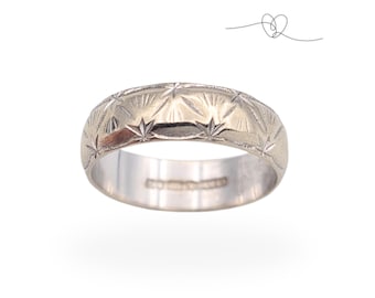 9ct White Gold Wide Wedding Band Ring, Engraved Patterned Design, Vintage Gold Band, London 1977, UK I US 4 1/4