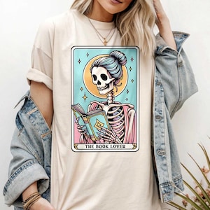 Book Lover Tarot Card T-Shirt: Retro Skeleton Reading Top