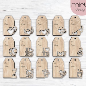 Op de afbeelding: Houten cadeaulabels met diverse uitgesneden ontwerpen, waaronder harten, ballonnen en de woorden "XO" en "I U." Elk label heeft ruimte voor "Aan:" en "Van:" en een gat om op te hangen. De labels zijn gerangschikt op een wit houten oppervlak.