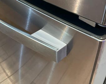 GE Refrigerator Handle Bracket Replacement – WG03A04362 – OEM 294D2180P007 – Straight Version (Not Round Handle)