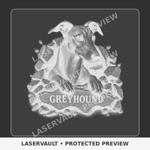 Op de afbeelding: Een monochrome grafische illustratie van een greyhound die uit een gebroken stenen muur tevoorschijn komt. De hond is centraal geplaatst met de voorpoten rustend op het puin. Het woord GREYHOUND staat in witte hoofdletters onder de hond.