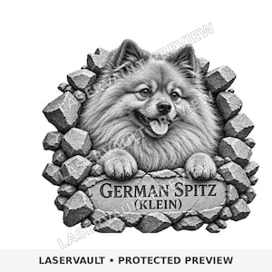 Op de afbeelding: Een zwart-wit grafische illustratie van een pluizige Duitse Spits die door een gat in een stenen muur kijkt. De hond rust met zijn poten op een stenen plaquette met de tekst GERMAN SPITZ (KLEIN). De afbeelding bevat een watermerk.
