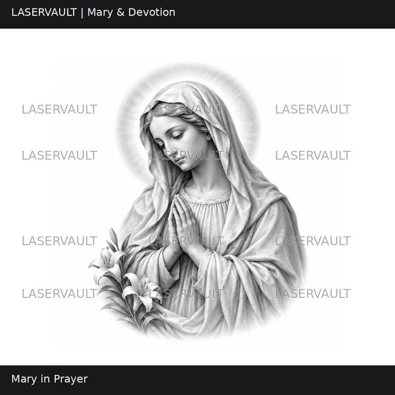 Puede incluir: Una ilustraci&oacute;n en blanco y negro de Mar&iacute;a en oraci&oacute;n con las manos juntas, vistiendo un velo y t&uacute;nica drapeados, acompa&ntilde;ada de lirios. El texto LASERVAULT aparece repetidamente en el fondo de la imagen.